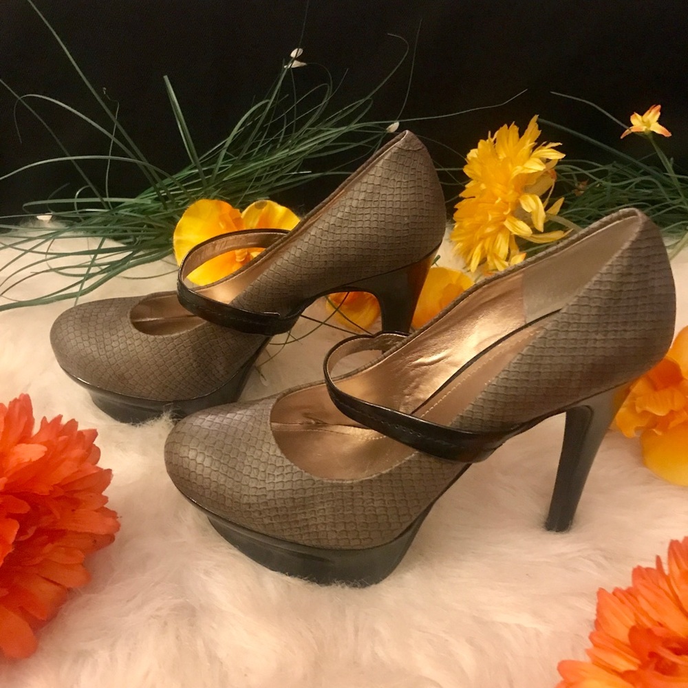 Bcbgeneration Brownish-Grayish Platforms - image 2